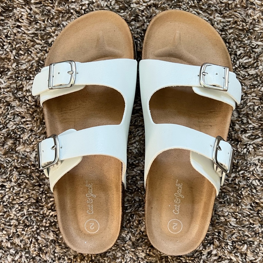 Girls size 2 Sandals